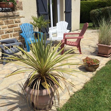 Coup De Coeur Assure ! Calm Comme A La Maison ! Maison Spacieuse Avec Grande Terrasse Pour 2 A 5 Personnes Proximite Granville Et Mer Avec Wifi Et Parking Gratuits Exterior photo