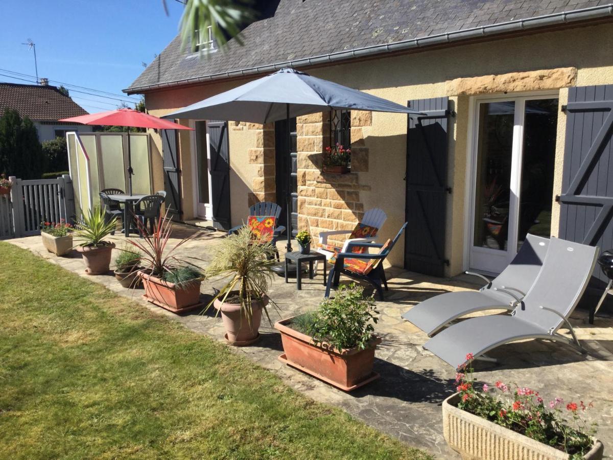 Coup De Coeur Assure ! Calm Comme A La Maison ! Maison Spacieuse Avec Grande Terrasse Pour 2 A 5 Personnes Proximite Granville Et Mer Avec Wifi Et Parking Gratuits Exterior photo
