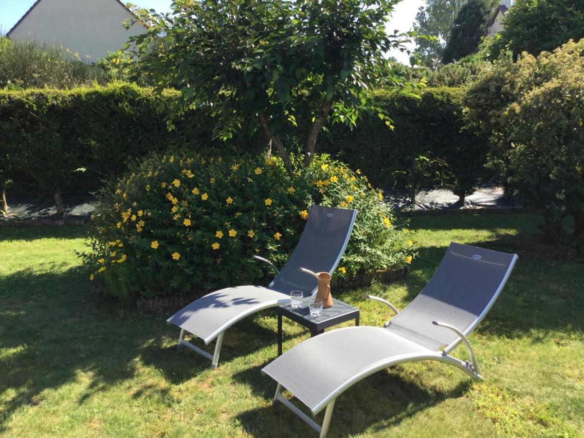Coup De Coeur Assure ! Calm Comme A La Maison ! Maison Spacieuse Avec Grande Terrasse Pour 2 A 5 Personnes Proximite Granville Et Mer Avec Wifi Et Parking Gratuits Exterior photo