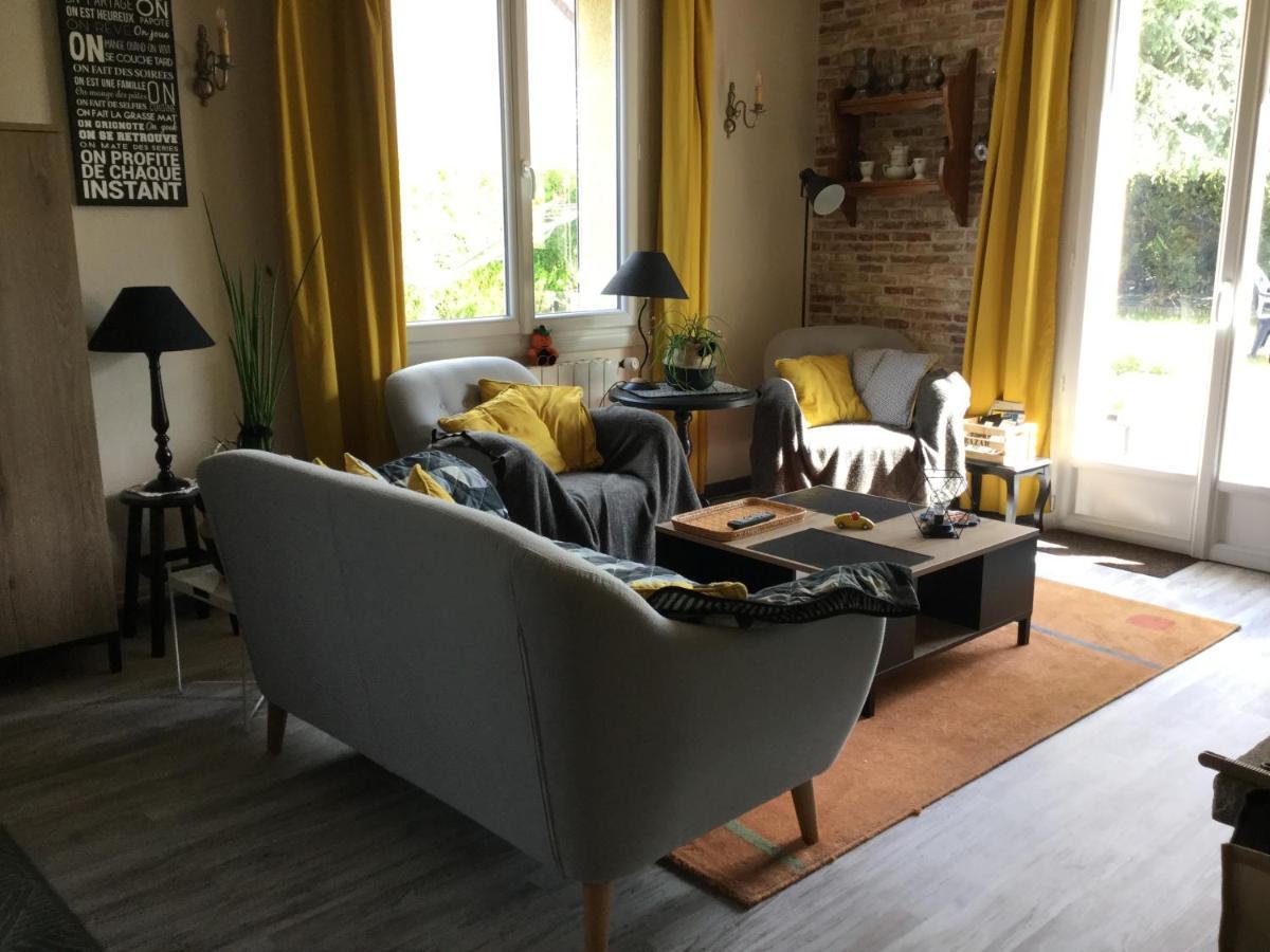 Coup De Coeur Assure ! Calm Comme A La Maison ! Maison Spacieuse Avec Grande Terrasse Pour 2 A 5 Personnes Proximite Granville Et Mer Avec Wifi Et Parking Gratuits Exterior photo