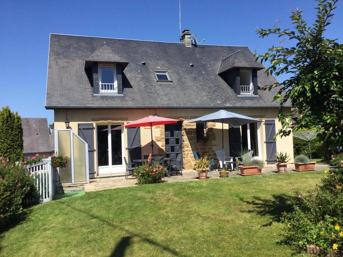 Coup De Coeur Assure ! Calm Comme A La Maison ! Maison Spacieuse Avec Grande Terrasse Pour 2 A 5 Personnes Proximite Granville Et Mer Avec Wifi Et Parking Gratuits Exterior photo