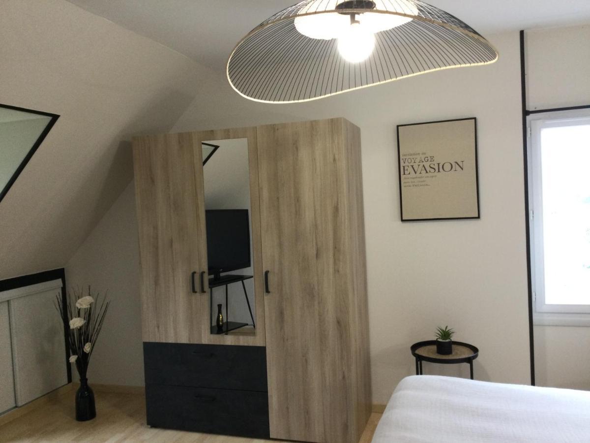 Coup De Coeur Assure ! Calm Comme A La Maison ! Maison Spacieuse Avec Grande Terrasse Pour 2 A 5 Personnes Proximite Granville Et Mer Avec Wifi Et Parking Gratuits Exterior photo