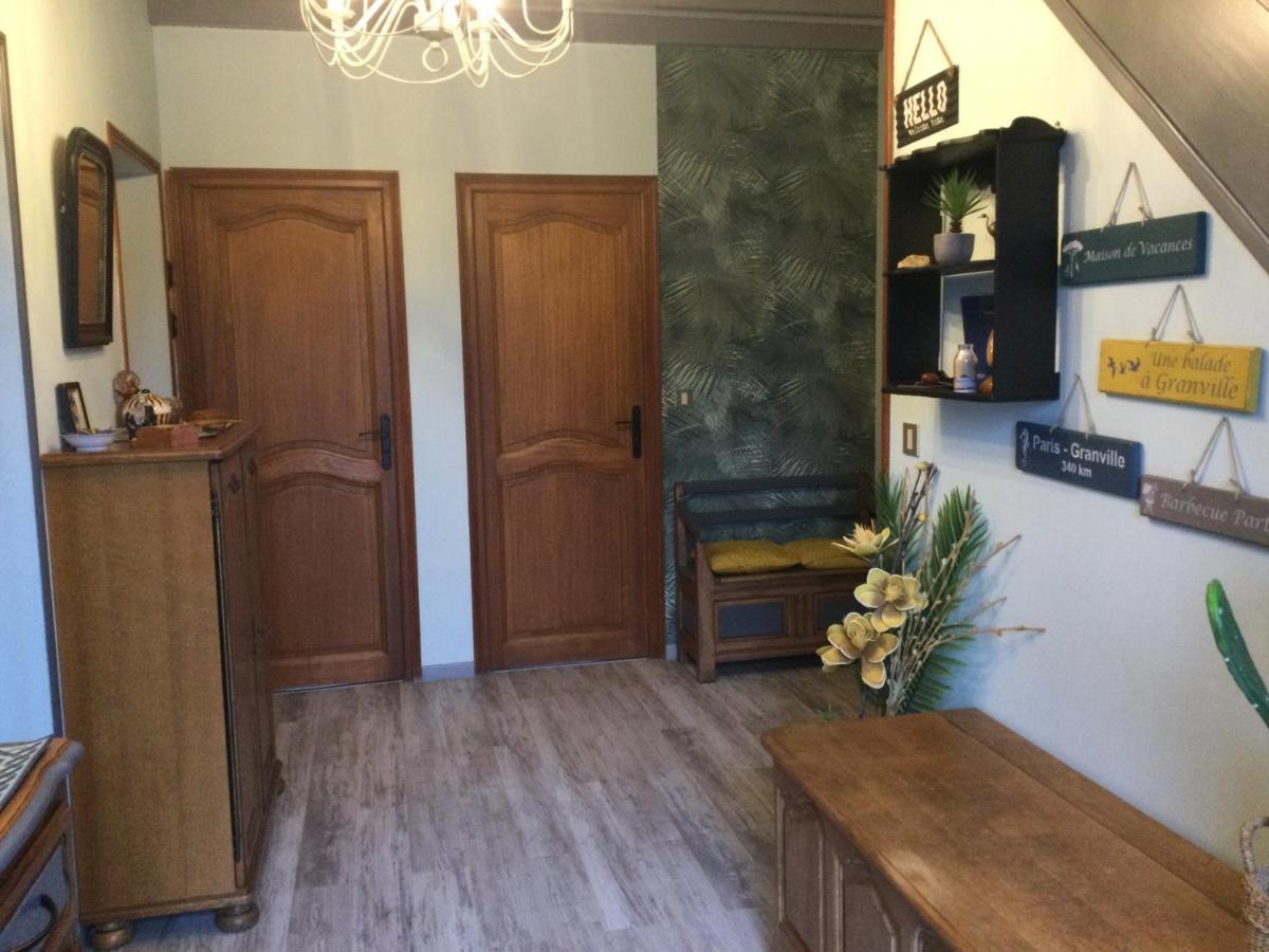 Coup De Coeur Assure ! Calm Comme A La Maison ! Maison Spacieuse Avec Grande Terrasse Pour 2 A 5 Personnes Proximite Granville Et Mer Avec Wifi Et Parking Gratuits Exterior photo