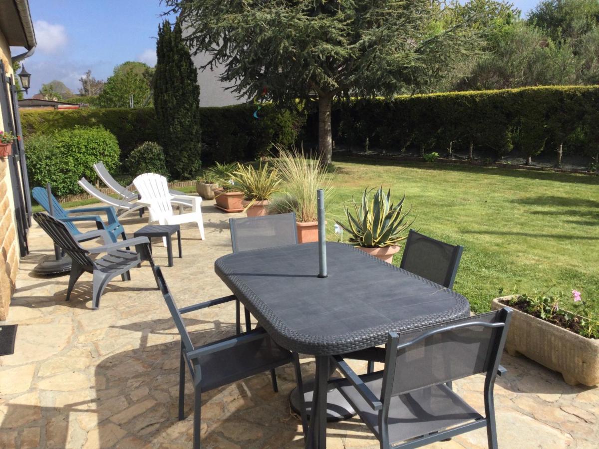 Coup De Coeur Assure ! Calm Comme A La Maison ! Maison Spacieuse Avec Grande Terrasse Pour 2 A 5 Personnes Proximite Granville Et Mer Avec Wifi Et Parking Gratuits Exterior photo