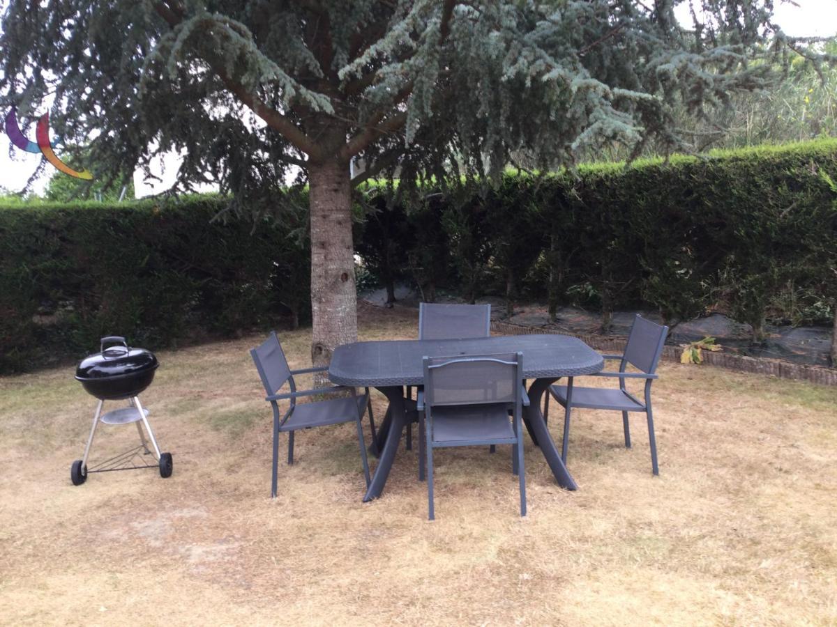 Coup De Coeur Assure ! Calm Comme A La Maison ! Maison Spacieuse Avec Grande Terrasse Pour 2 A 5 Personnes Proximite Granville Et Mer Avec Wifi Et Parking Gratuits Exterior photo